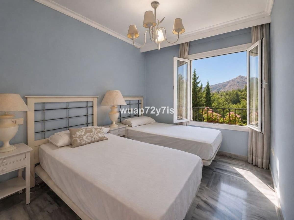 2 bedroom Apartment in Nueva Andalucía in Nueva Andalucía - foto 11
