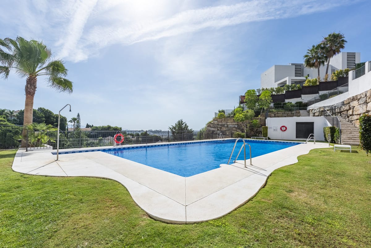 2 bedroom Apartment in Benahavís in Benahavís - foto 18