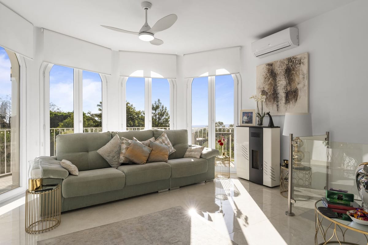 Drie slaapkamers villa in Mijas met zwembad en panoramisch uitzicht in Mijas - foto 2