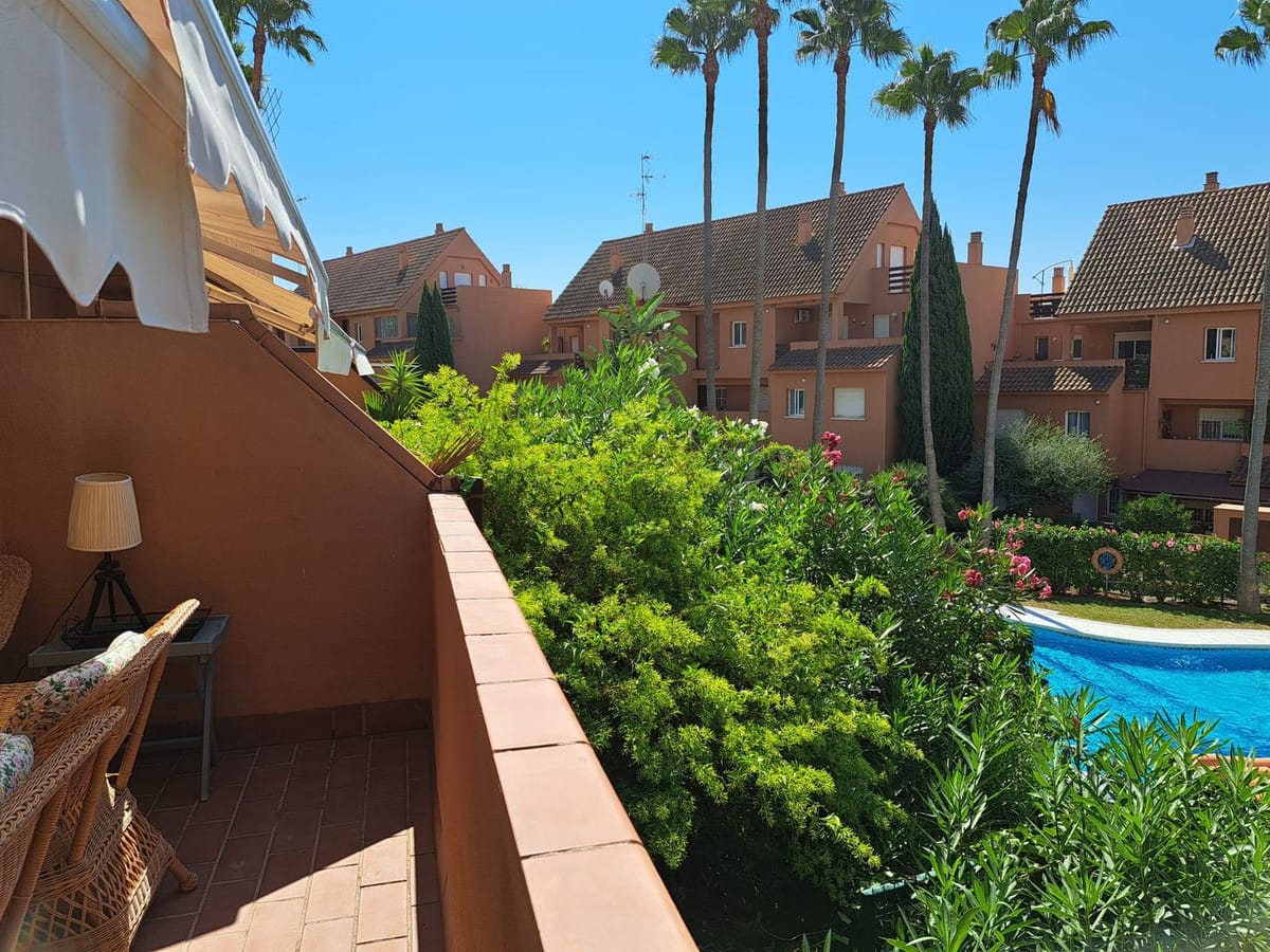 Ruim en licht 2-slaapkamer appartement op de begane grond – 5 minuten lopen naar het strand, Bahía de Casares in Casares Playa - foto 4