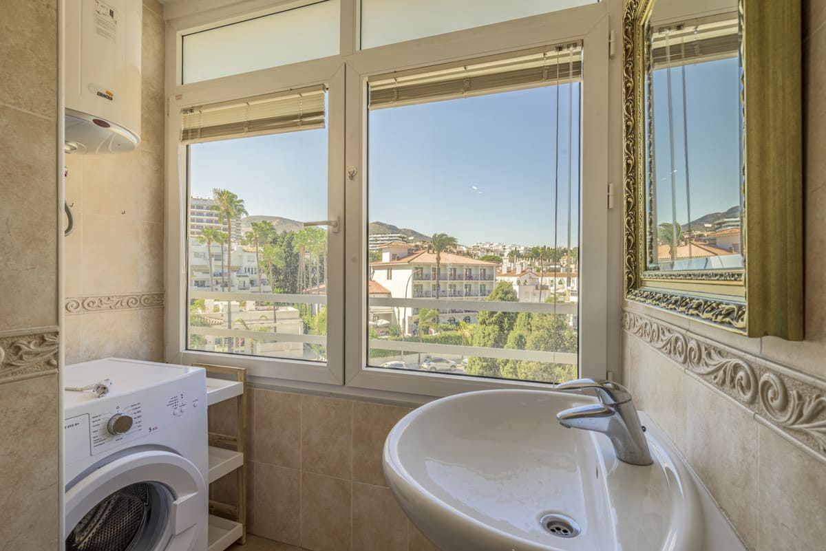 1 slaapkamer appartement in La Carihuela met zeezicht en terras in La Carihuela - foto 13