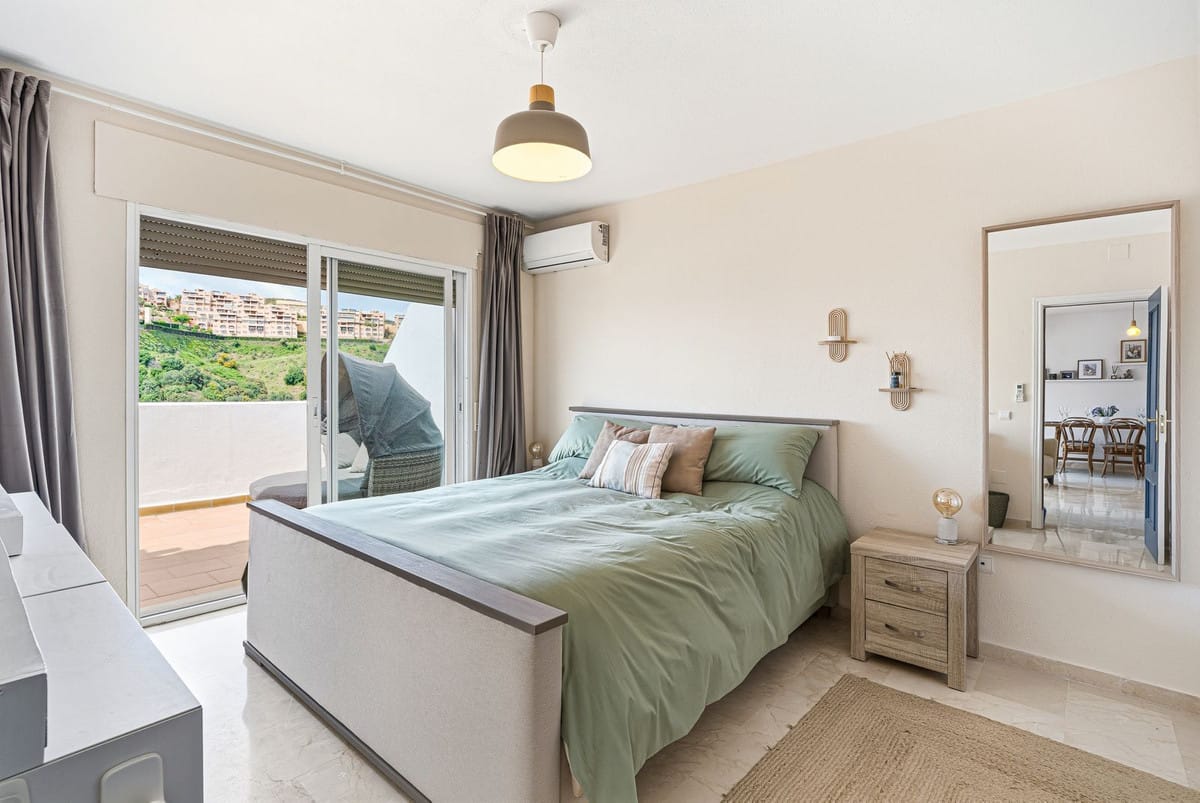 Drie-slaapkamer penthouse in Calahonda in Calahonda - foto 17