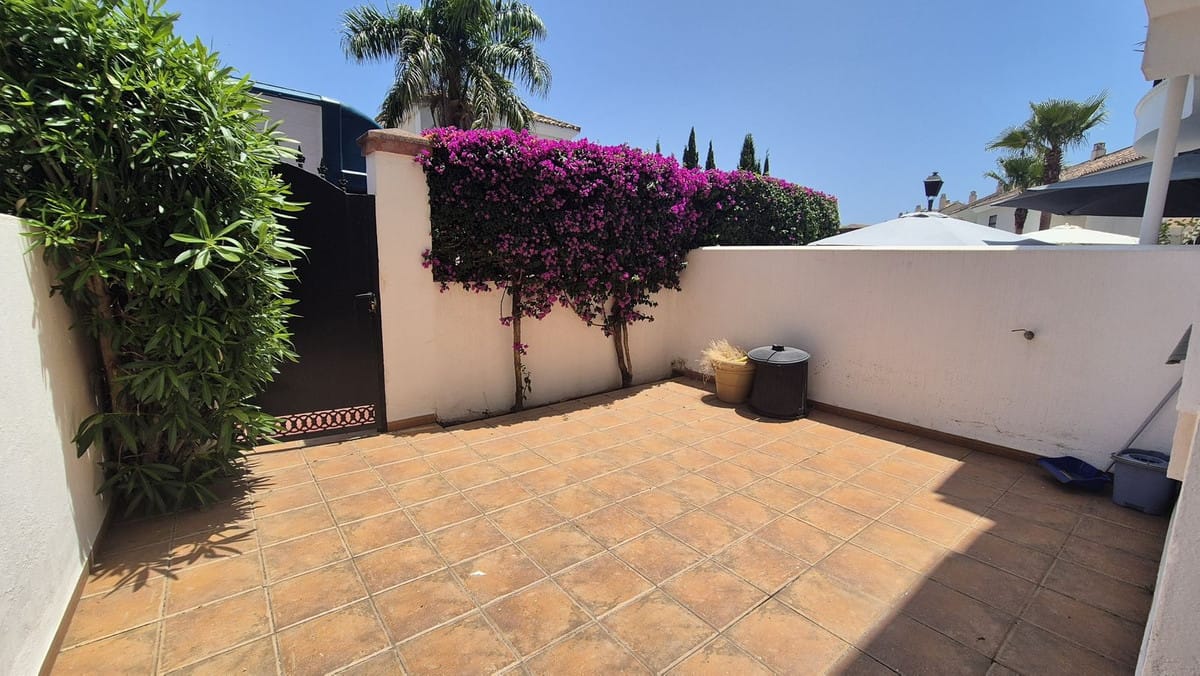 Stadswoning met 3 slaapkamers in Nueva Andalucía, Málaga in Nueva Andalucía - foto 2