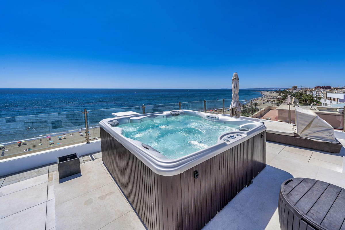 2 bedroom Apartment in Estepona in Estepona - foto 15