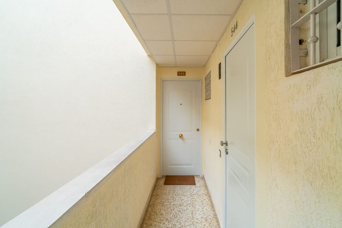 Gerenoveerd 1-slaapkamer appartement in Edificio Iris, Arroyo de la Miel (Benalmádena) in Arroyo de la Miel - foto 9