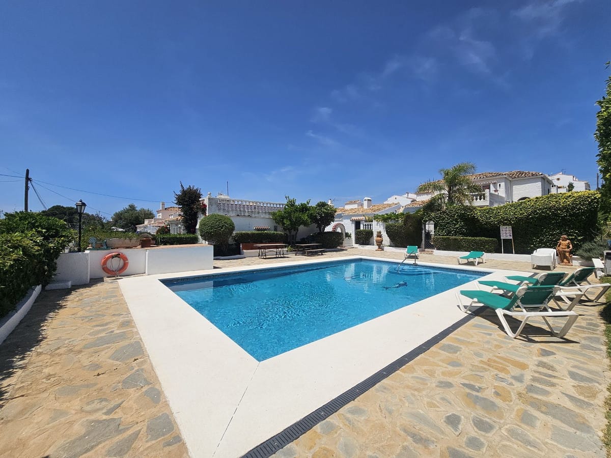 3-slaapkamer villa in Calypso, Mijas Costa — dichtbij het strand in Calypso - foto 8