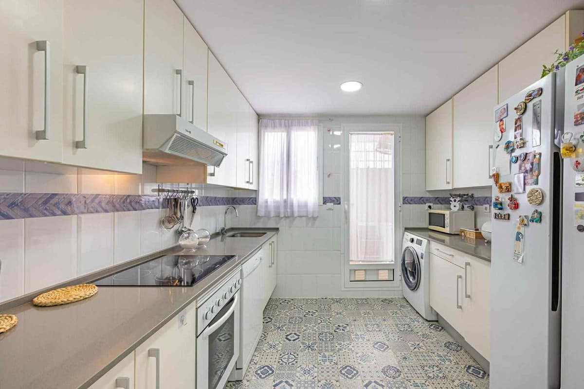 Drie-slaapkamer penthouse in Casares in Casares - foto 3