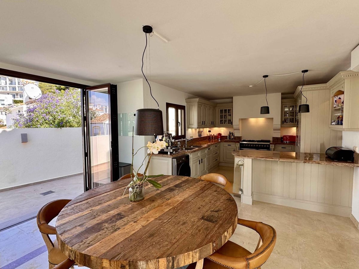 Villa met vijf slaapkamers in Riviera del Sol in Riviera del Sol - foto 19