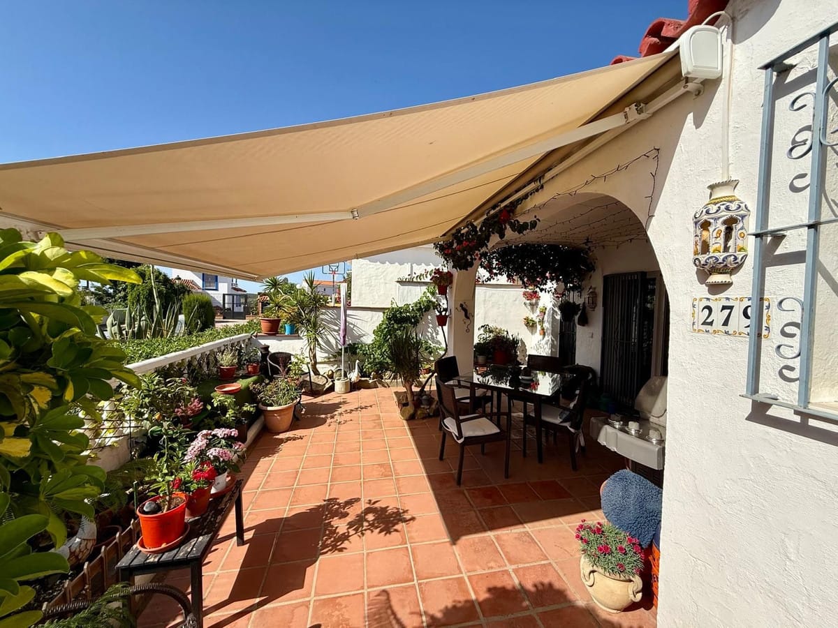 3-slaapkamerhuis met studie in Manilva in Manilva - foto 4