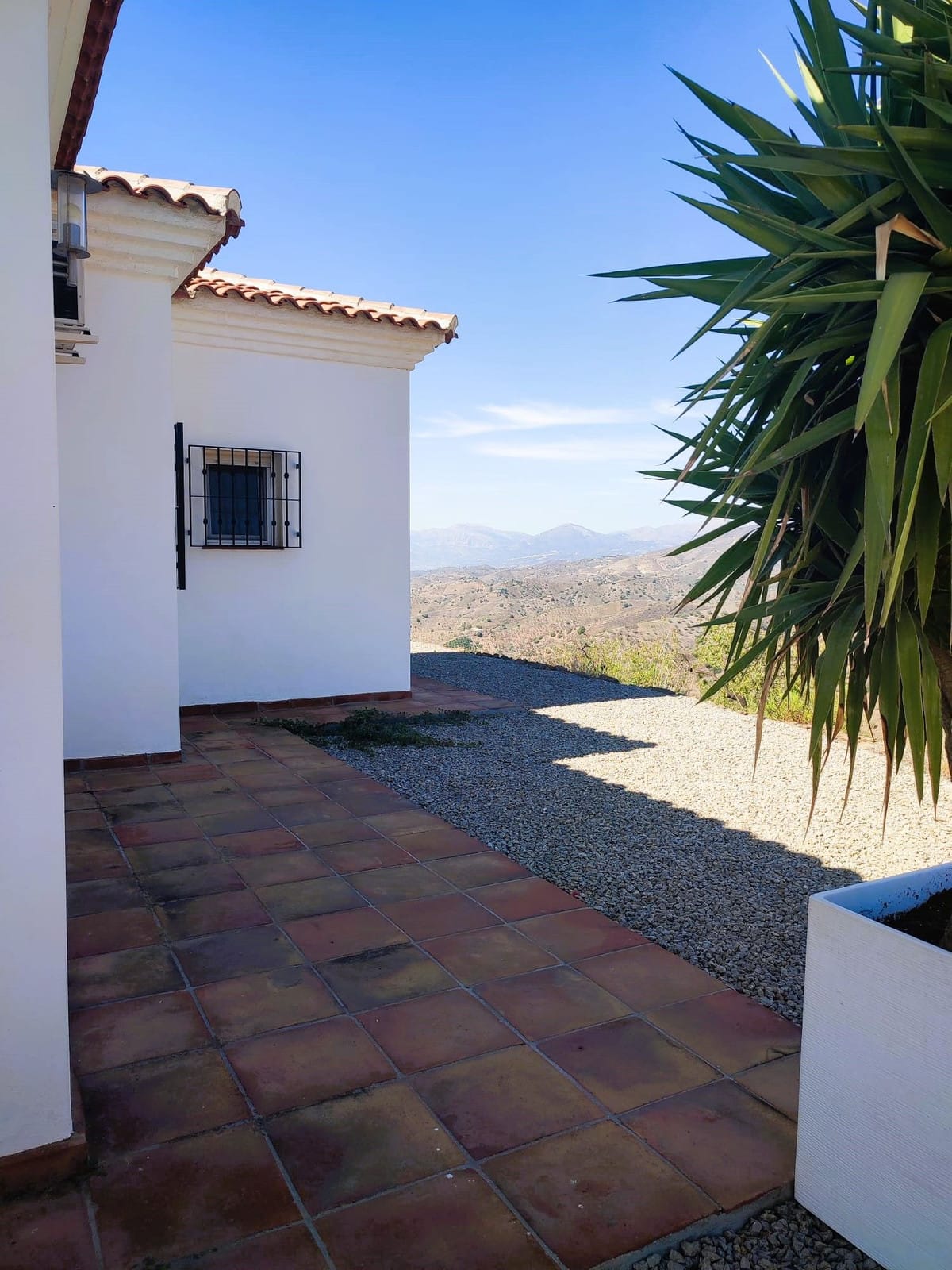 9 slaapkamers verdeeld over twee villa’s in Arenas in Arenas - foto 4