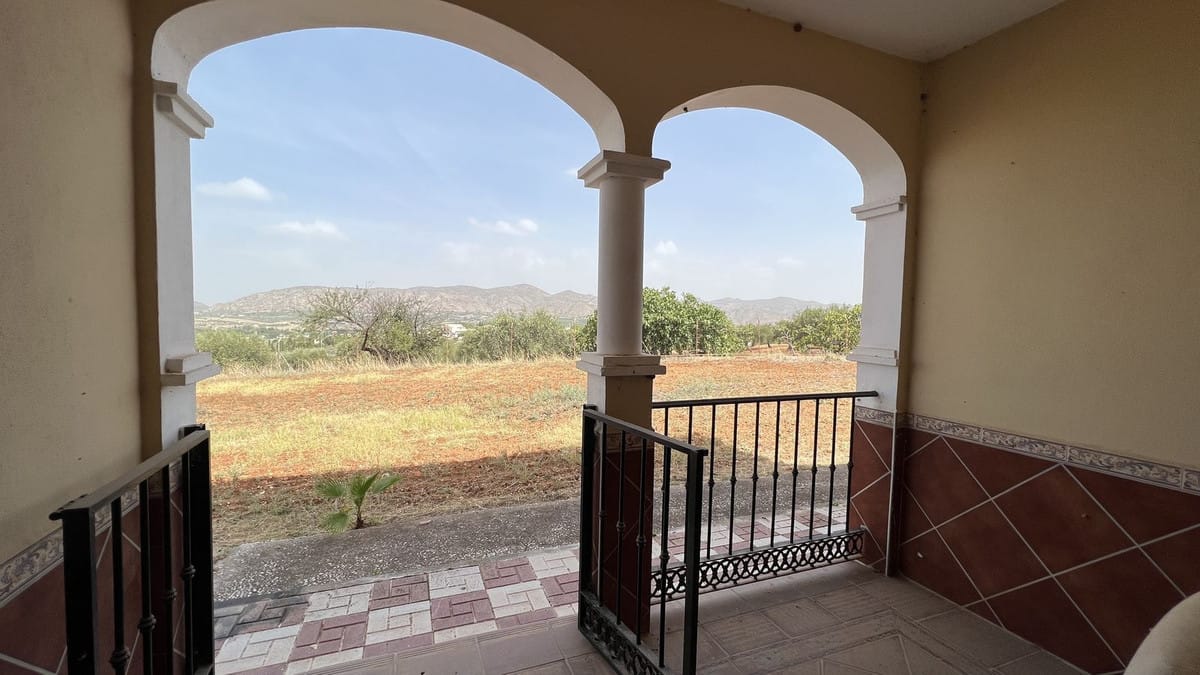 Finca met 8 slaapkamers in Alhaurín de la Torre in Alhaurín de la Torre - foto 4