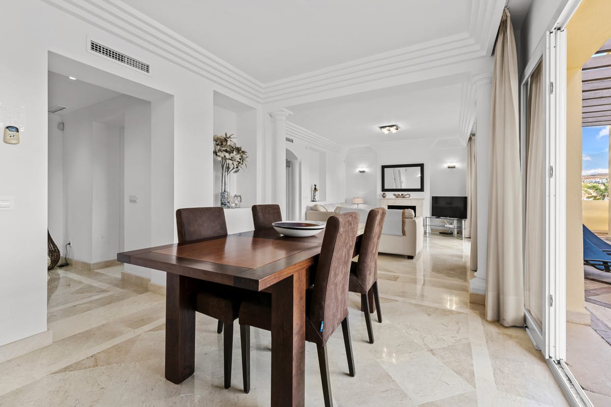 Drie-slaapkamer penthouse in Casares Playa in Casares Playa - foto 13