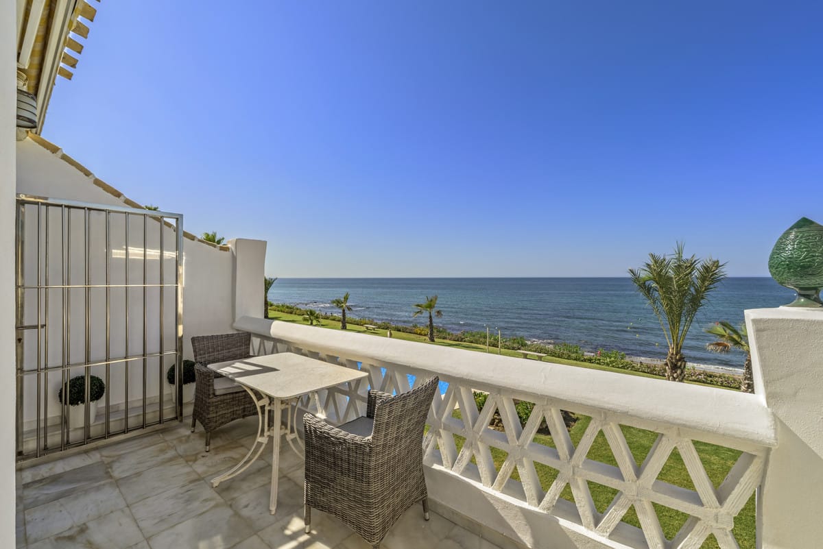 Penthouse met 2 slaapkamers in Calahonda aan het strand in Calahonda - foto 2