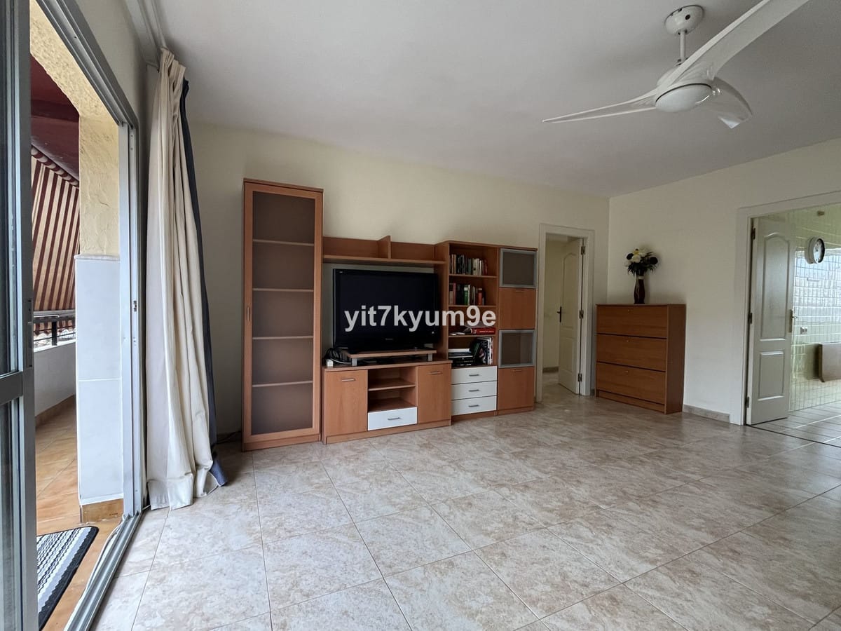 3 bedroom Apartment in Fuengirola in Fuengirola - foto 11