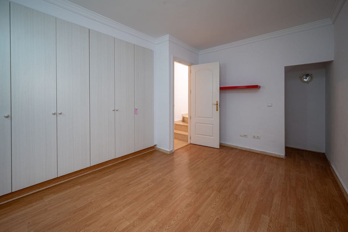 3-slaapkamerwoning in Riviera del Sol in Riviera del Sol - foto 13