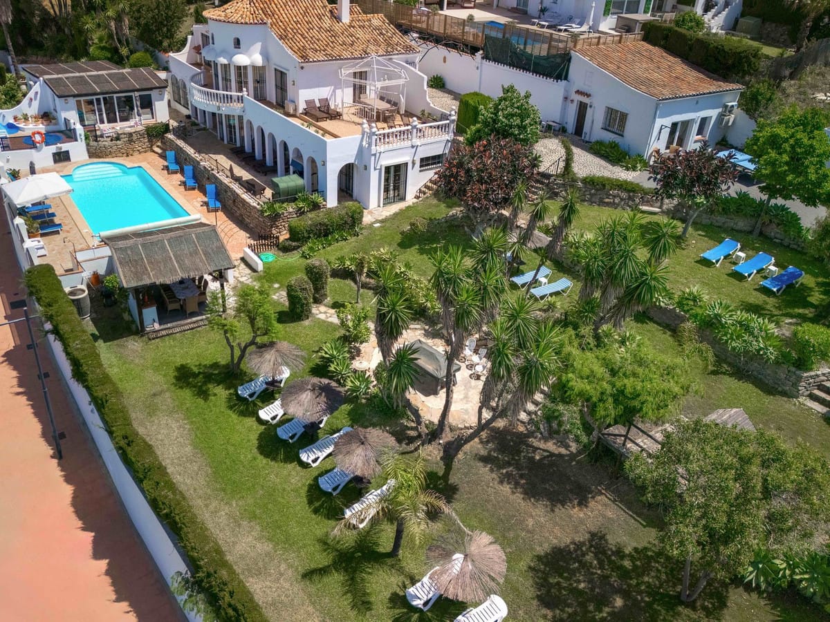 6-slaapkamer villa in Estepona met privézwembad en gastenverblijf in Estepona - foto 3