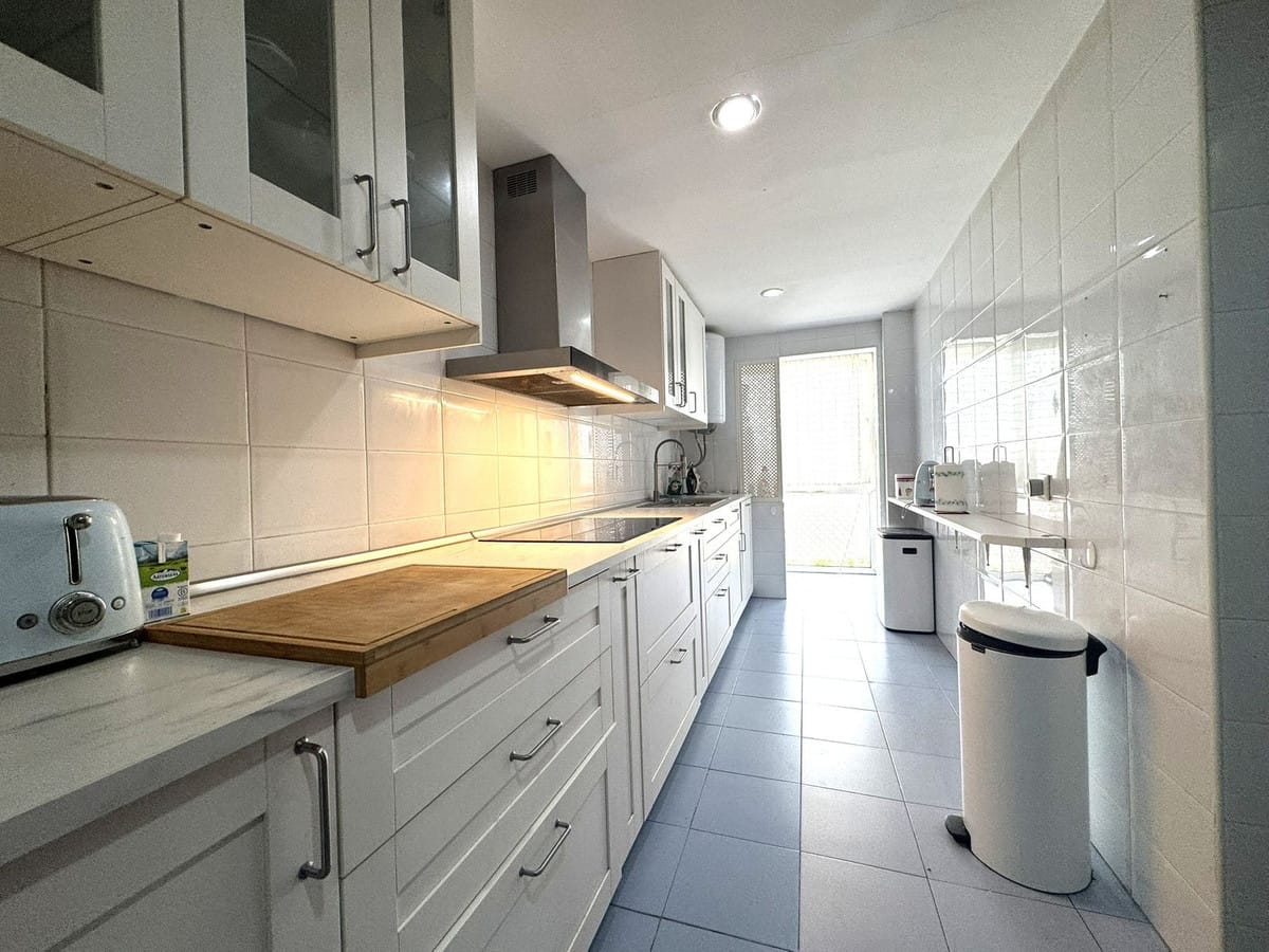 3-slaapkamer appartement op de begane grond in Nueva Andalucía, Marbella in Nueva Andalucía - foto 8