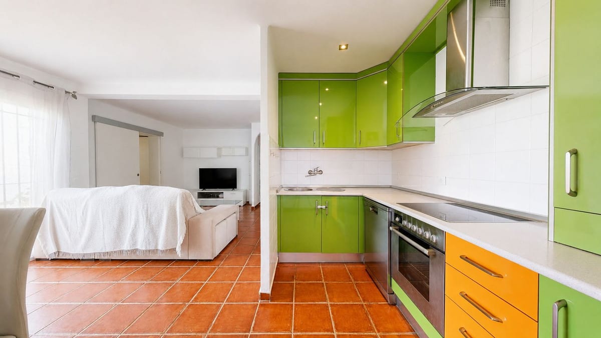 Drie-slaapkamer stadswoning in Estepona in Estepona - foto 12