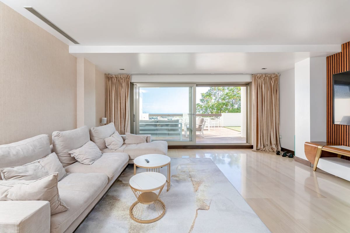 Appartement met twee slaapkamers in Reserva de Alcuzcuz, Benahavís in Benahavís - foto 2