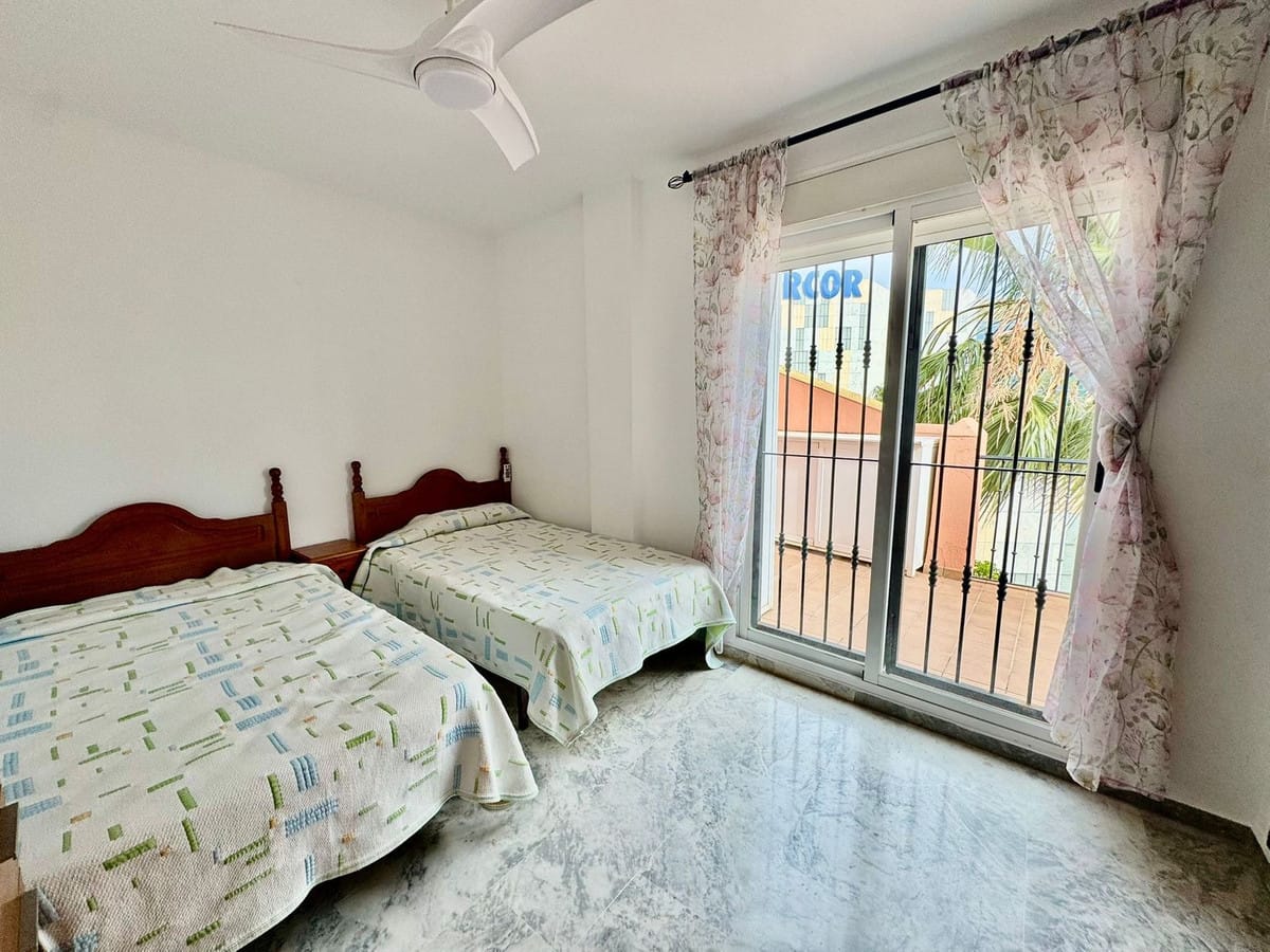Penthouse met groot terras en open uitzicht in Las Lagunas — 1 slaapkamer in Las Lagunas - foto 9