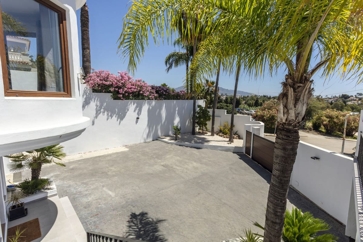 6 bedroom House in Estepona in Estepona - foto 11