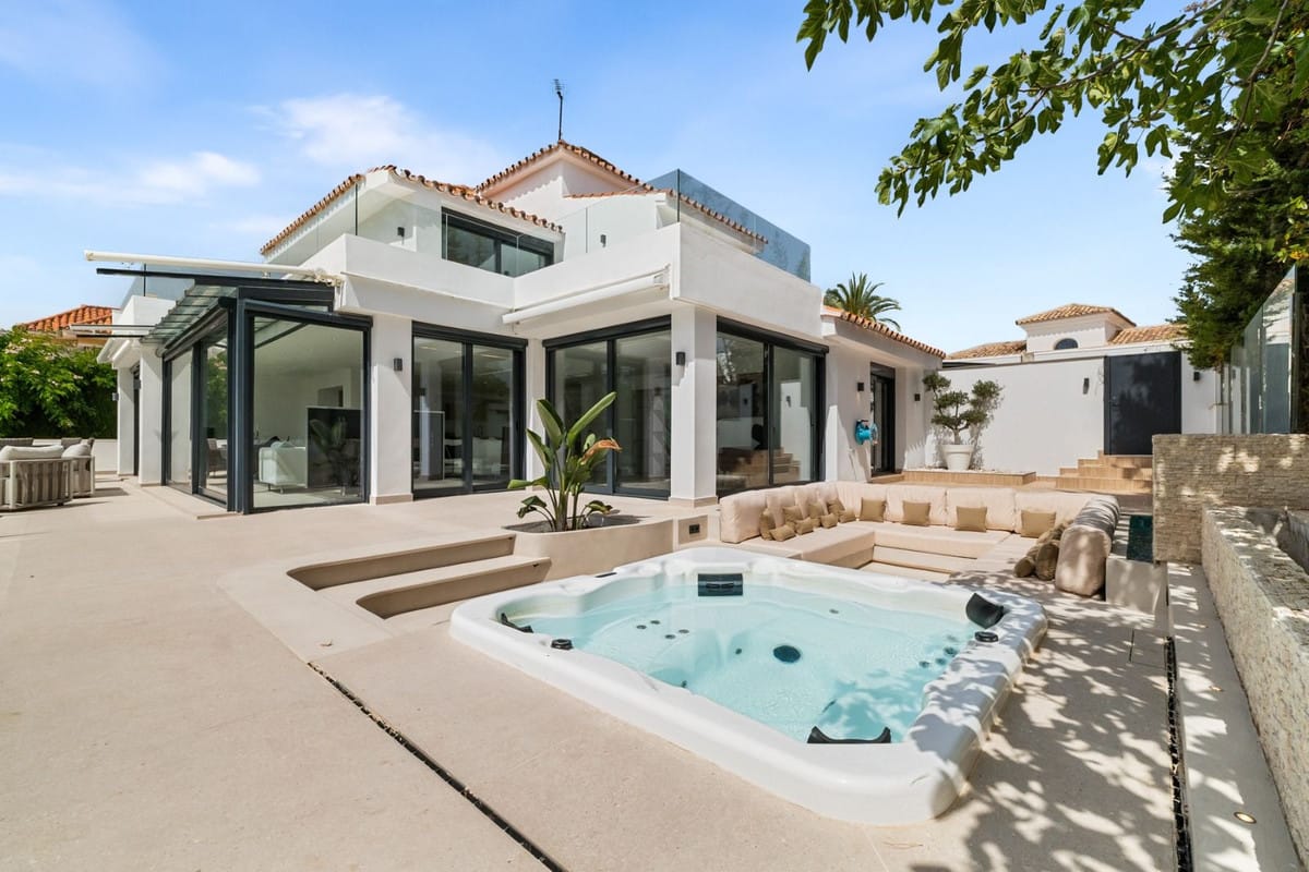 4-slaapkamer villa in Nueva Andalucía, Marbella in Nueva Andalucía - foto 2