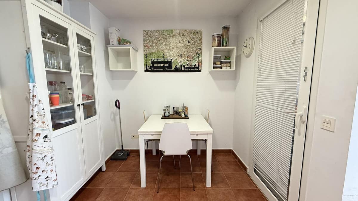 Ruim 4-slaapkamer duplex naast golfbaan in Estepona in Estepona - foto 17