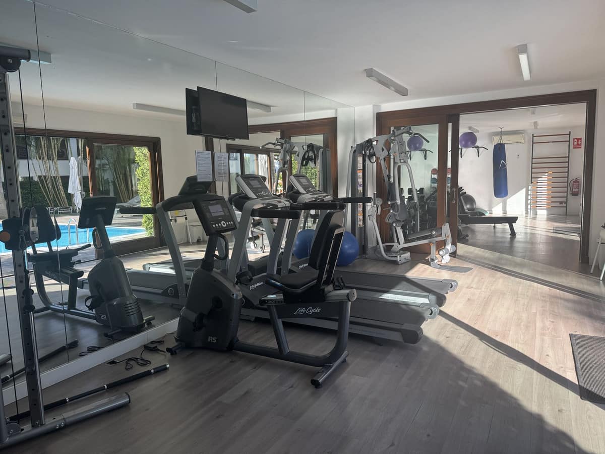 2-slaapkamer appartement aan het strand in Estepona in Estepona - foto 11