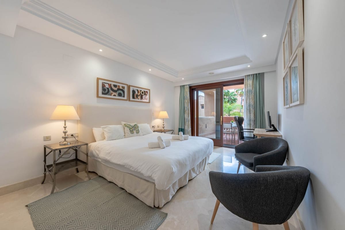 Elegante 2-slaapkamer appartement aan het strand in Estepona in Estepona - foto 15