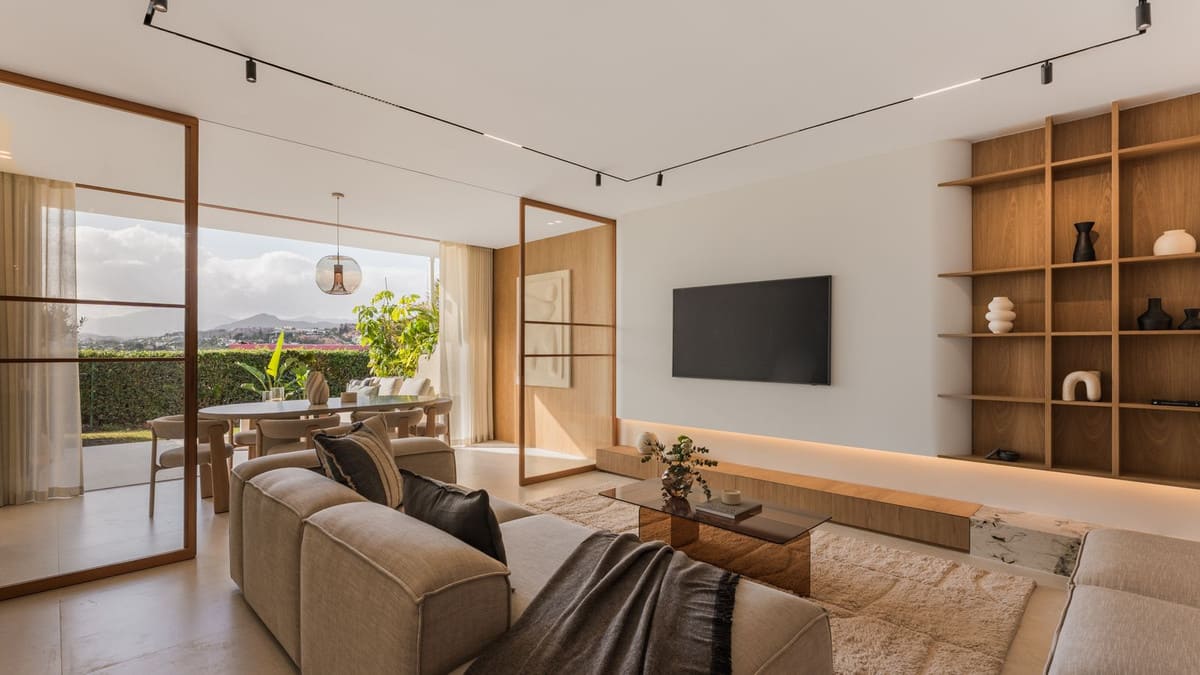 4-slaapkamer stadswoning in Nueva Andalucía in Nueva Andalucía - foto 2