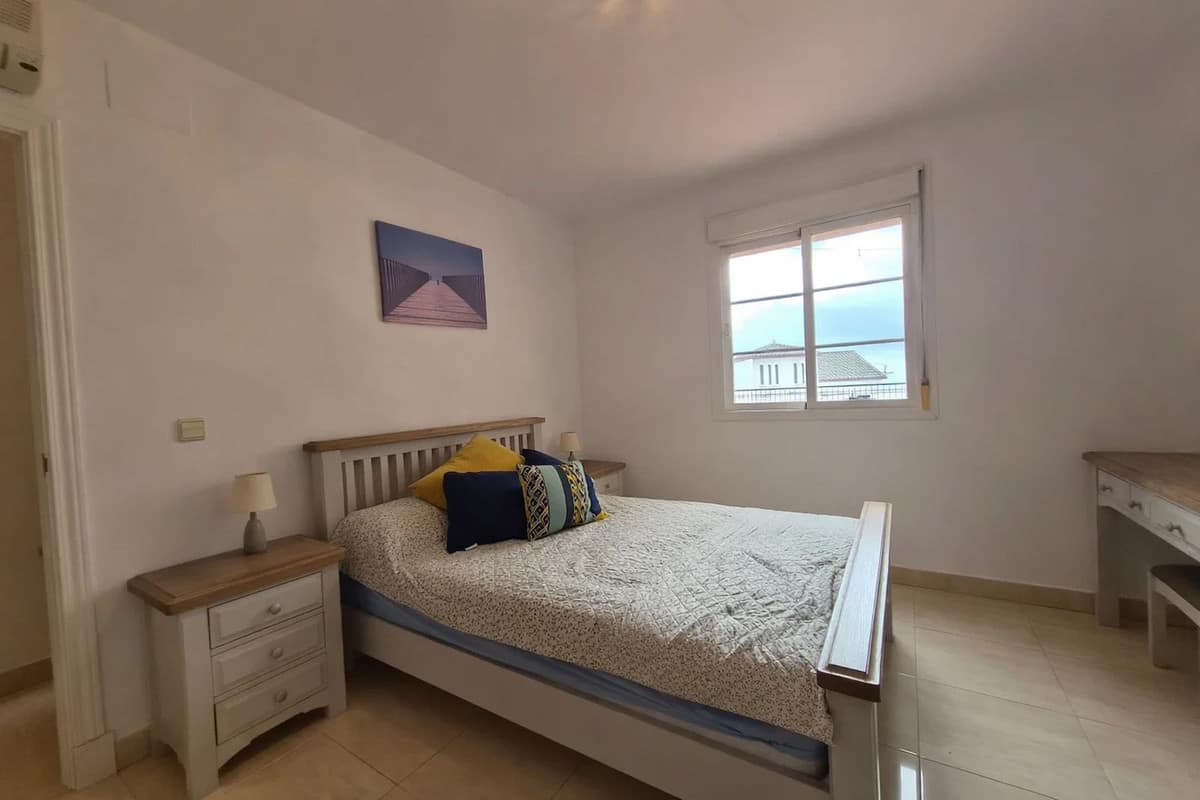Drie-slaapkamerappartement in La Duquesa in La Duquesa - foto 8