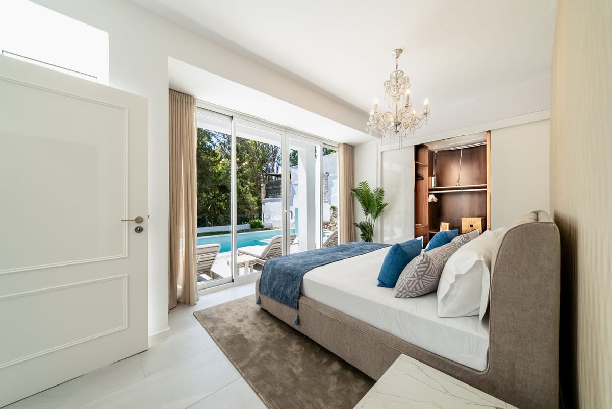 4-slaapkamer villa met privézwembad in Nueva Andalucía, Marbella in Las Brisas - foto 2