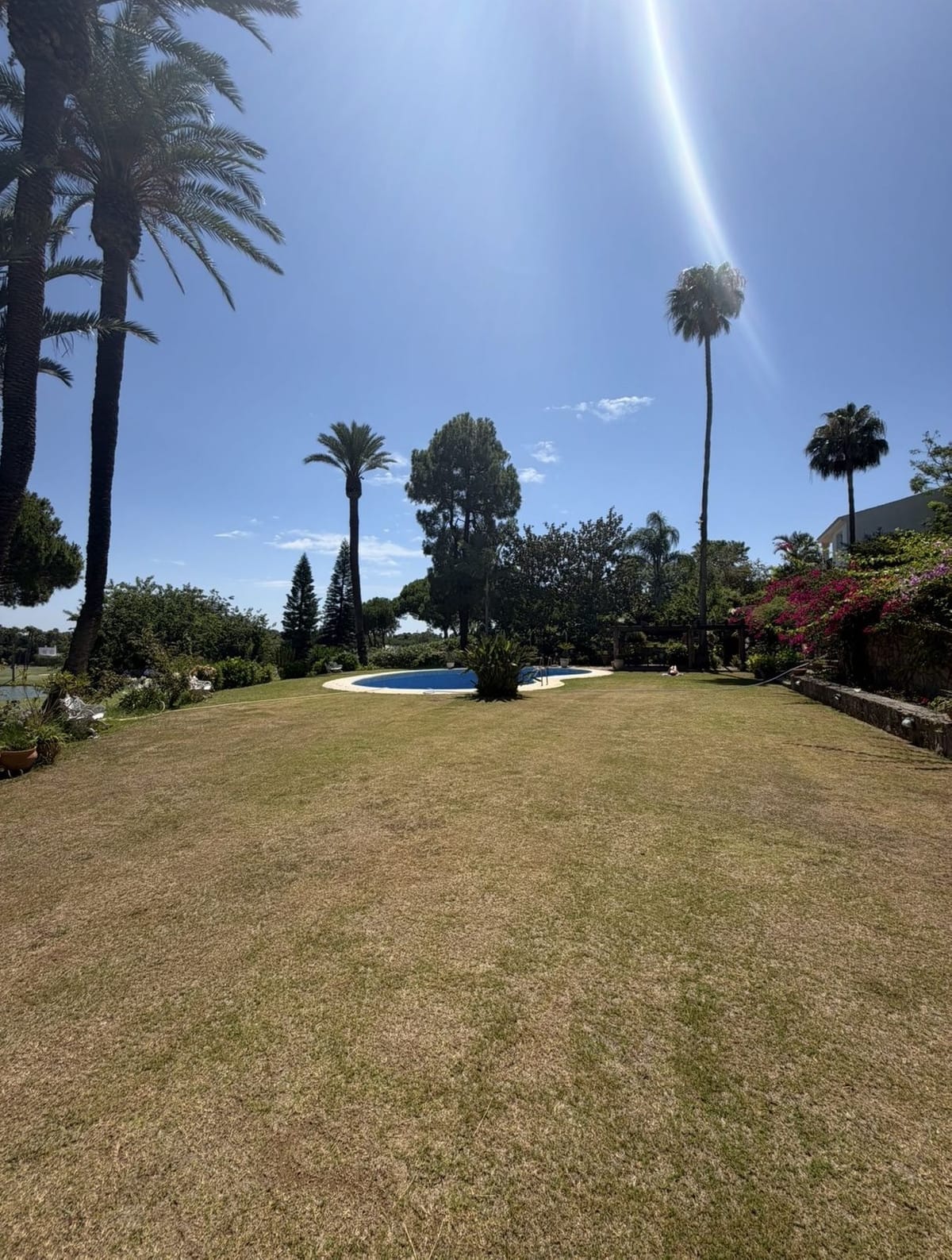 5-slaapkamer villa in Sotogrande Costa – frontlijn golf en herontwikkelingskans in Sotogrande Costa - foto 6