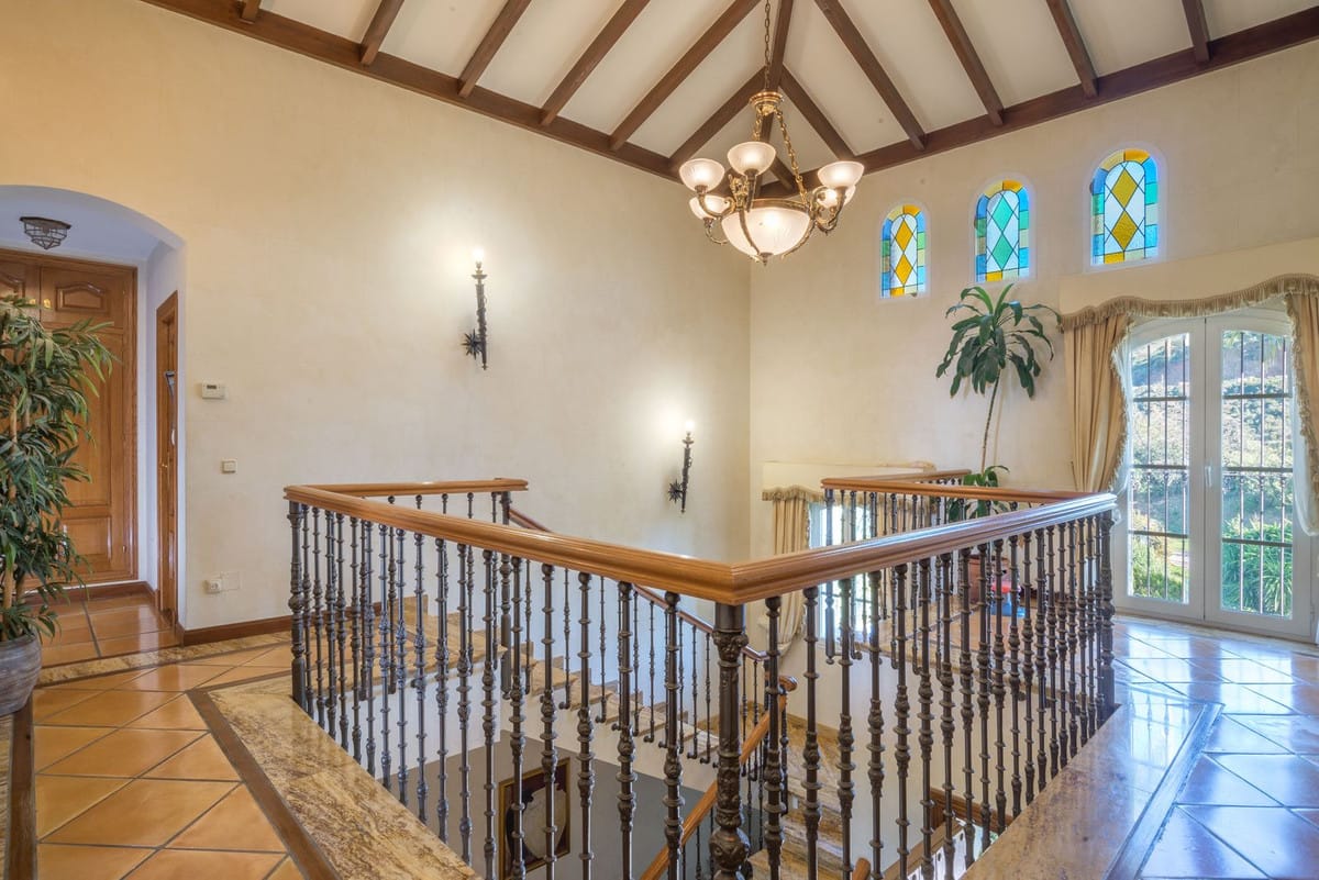 Villa met 8 slaapkamers in Altos de los Monteros in Altos de los Monteros - foto 19