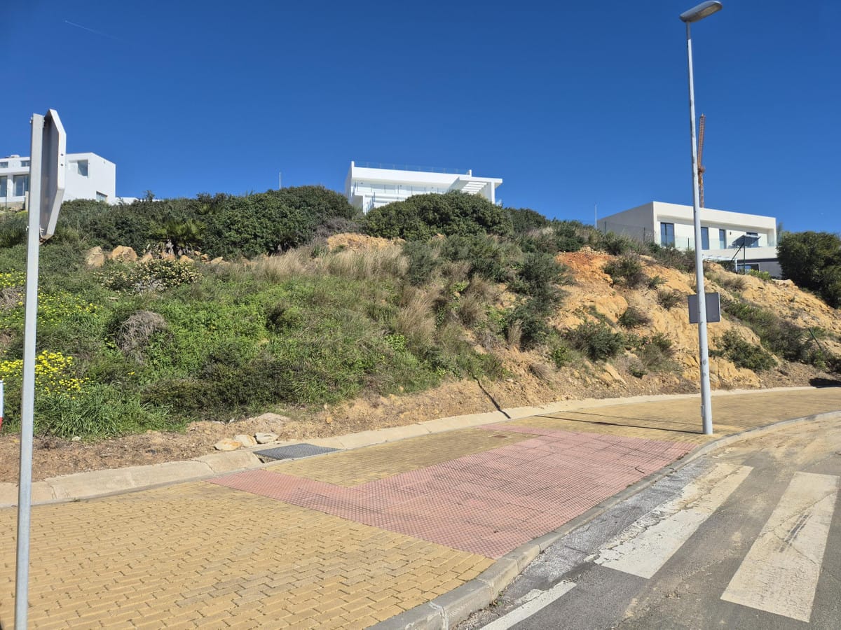 Kavel in Casares met goedgekeurd project in Casares - foto 2