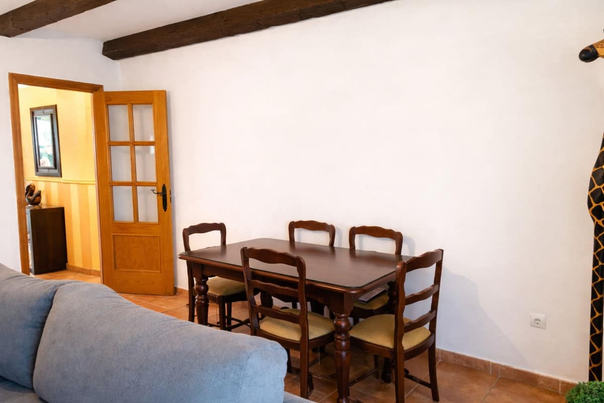 Rijwoning in rustieke stijl met 3 slaapkamers in San Roque in San Roque - foto 16