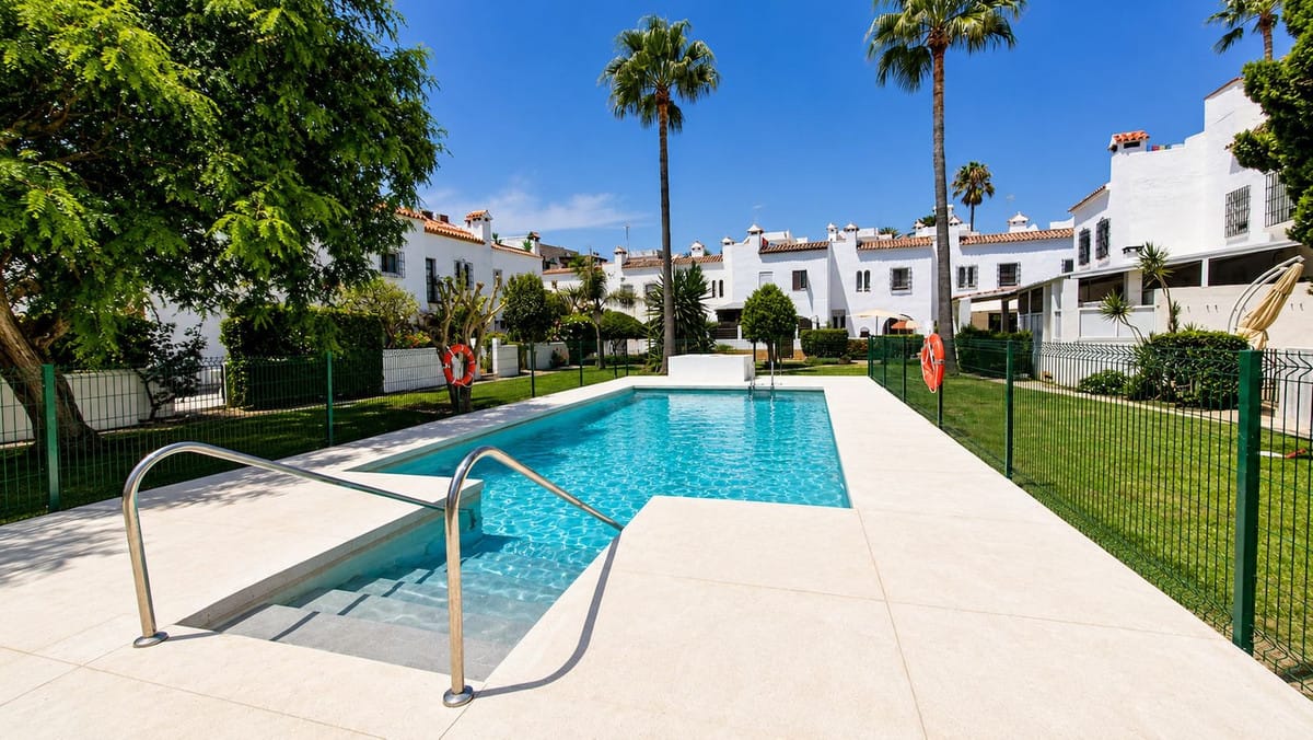 3 bedroom House in Casares Playa in Casares Playa - foto 4