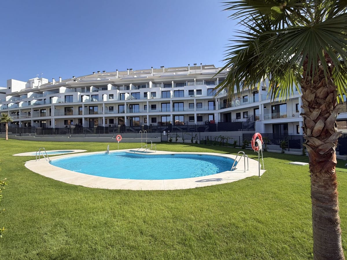 2 bedroom Apartment in Fuengirola in Fuengirola - foto 15
