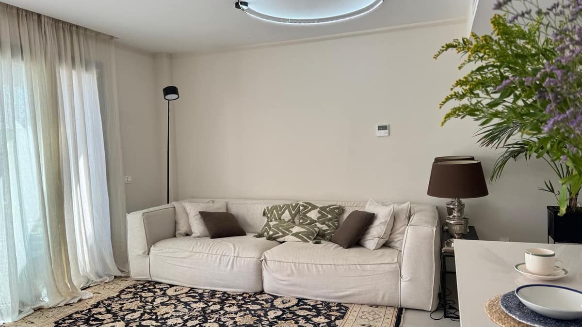 Drie-slaapkamer-appartement met zeezicht in Las Mesas Homes, Estepona in Estepona - foto 10
