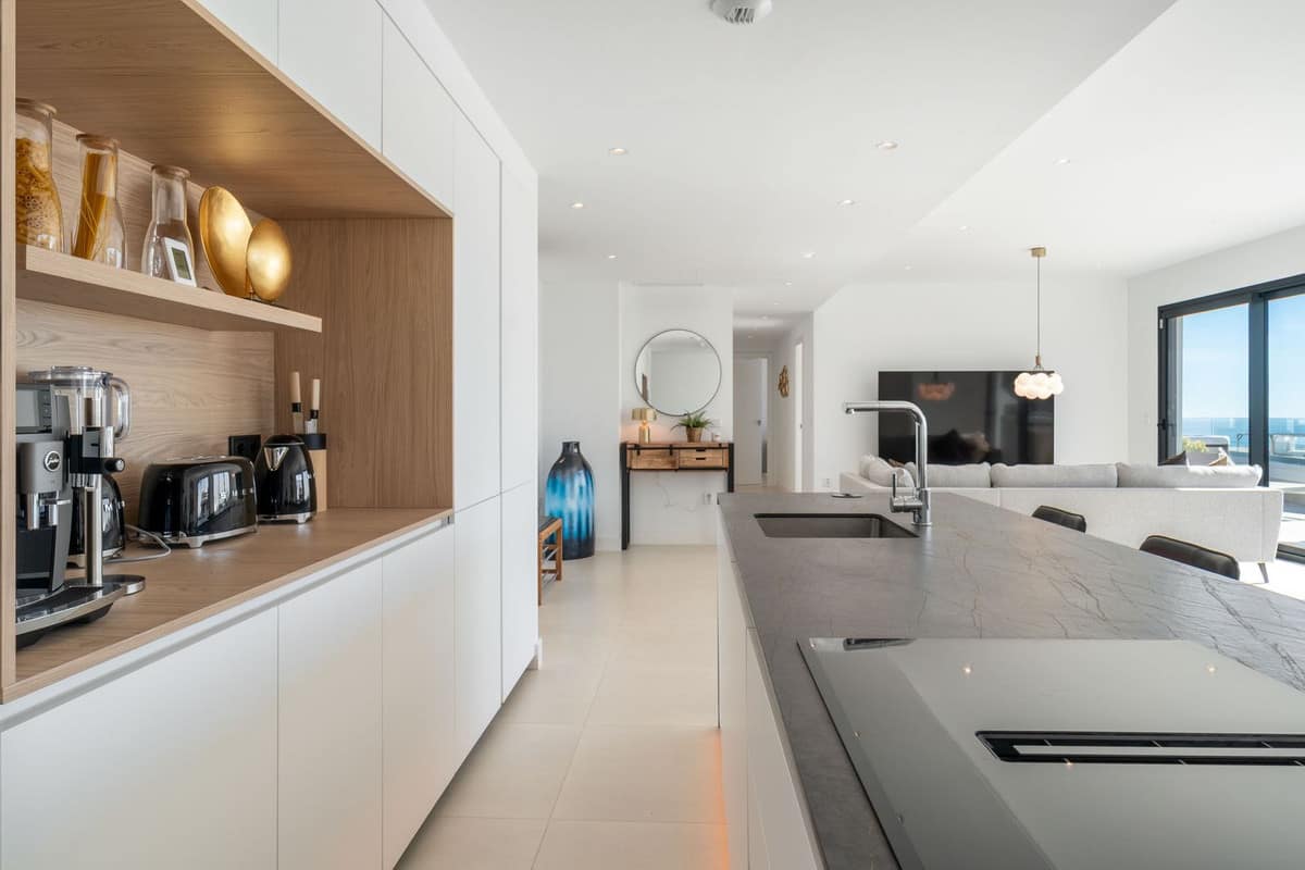Drie slaapkamers penthouse in Fuengirola (Higuerón) met zeezicht en turnkey afwerking in Fuengirola - foto 9