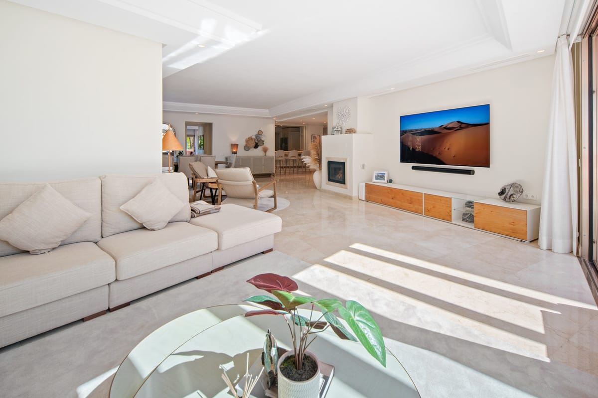Drie-slaapkamer duplex penthouse in Marbella – La Morera in Marbella - foto 6