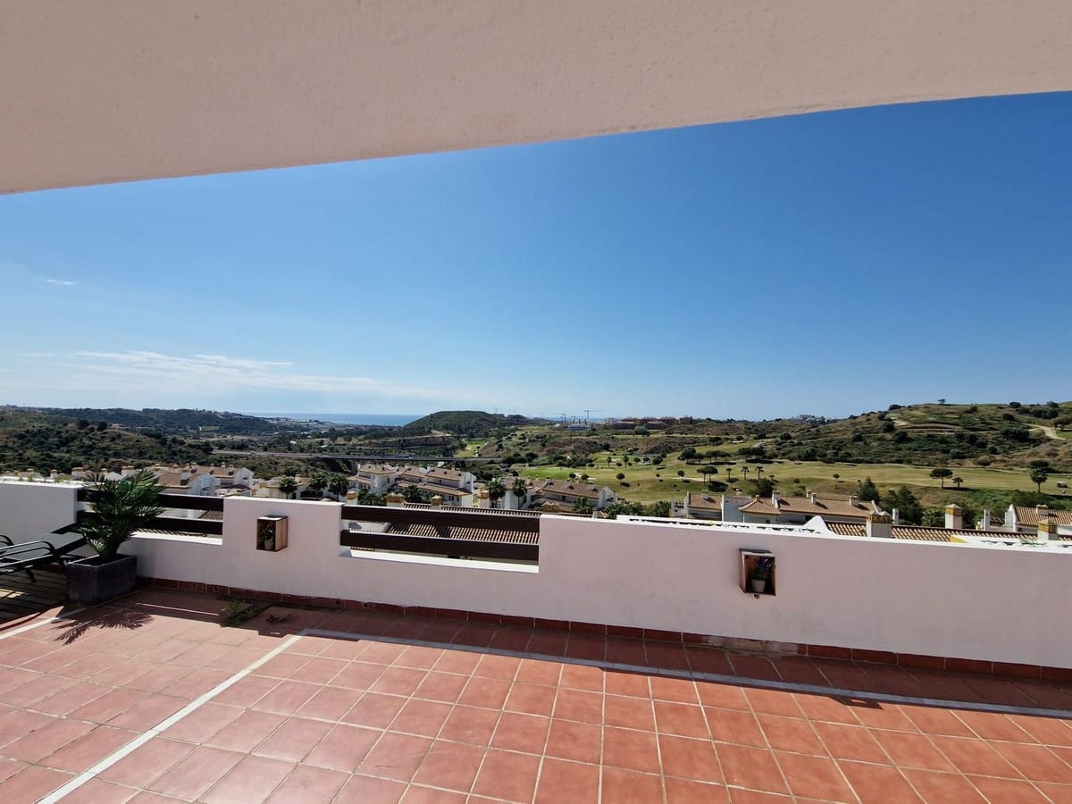 Penthouse met 2 slaapkamers in Calanova Golf, Costa del Sol in Calanova Golf - foto 2