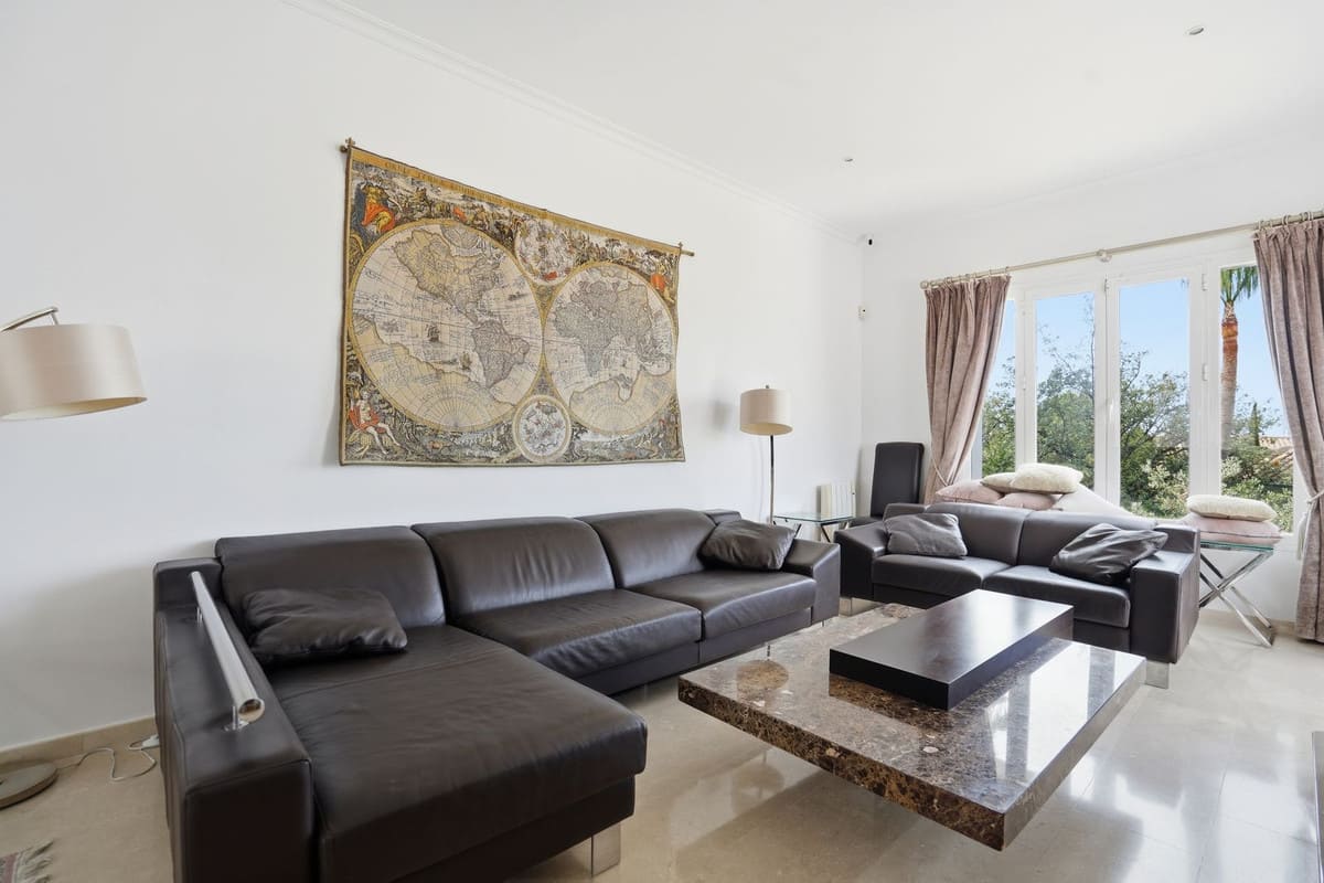 4 bedroom House in Istán in Istán - foto 2