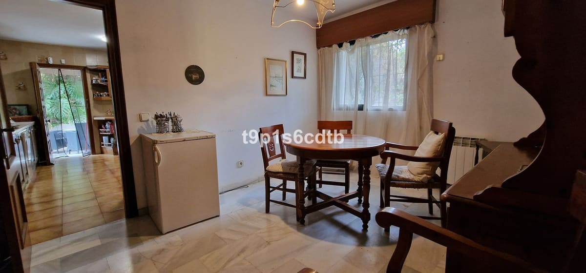 Vijf-slaapkamer villa in Marbella met panoramische zee- en bergzicht in Marbella - foto 15