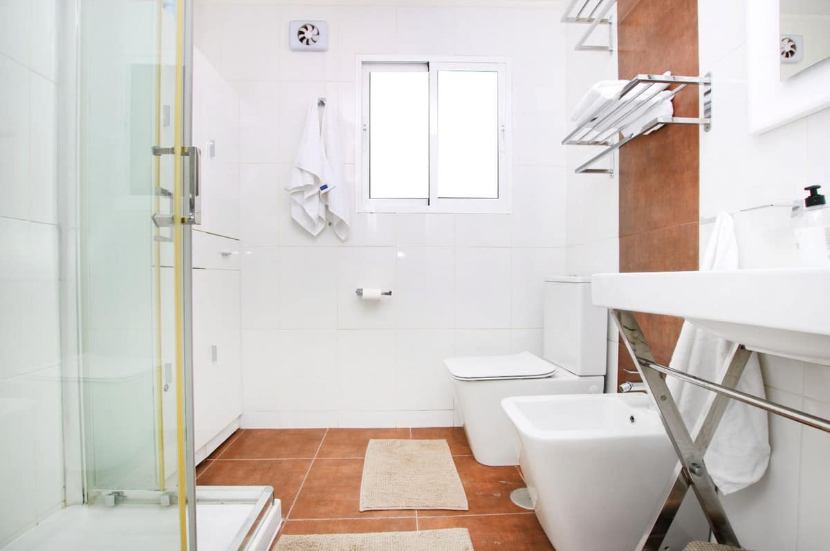 Appartement met 4 slaapkamers in Estepona, volledig gerenoveerd in Estepona - foto 19