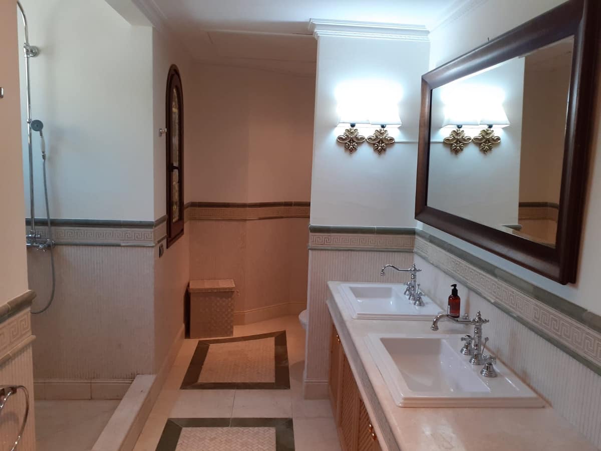 Villa met 4 slaapkamers in Estepona in Estepona - foto 20