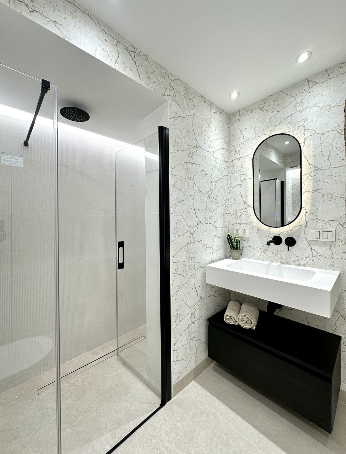 2-slaapkamer appartement aan de boulevard in Marbella in Marbella - foto 11