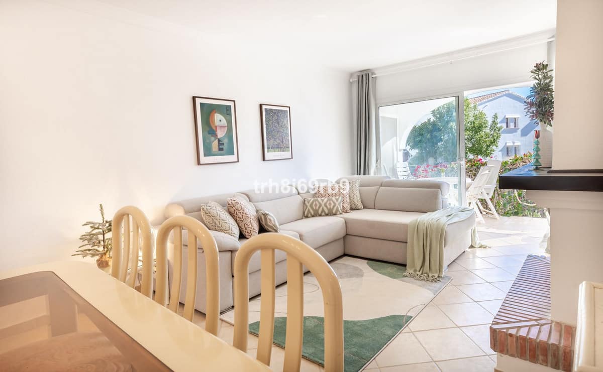 Charmant appartement in Pueblo Cortés del Golf, Benahavís in Benahavís - foto 8