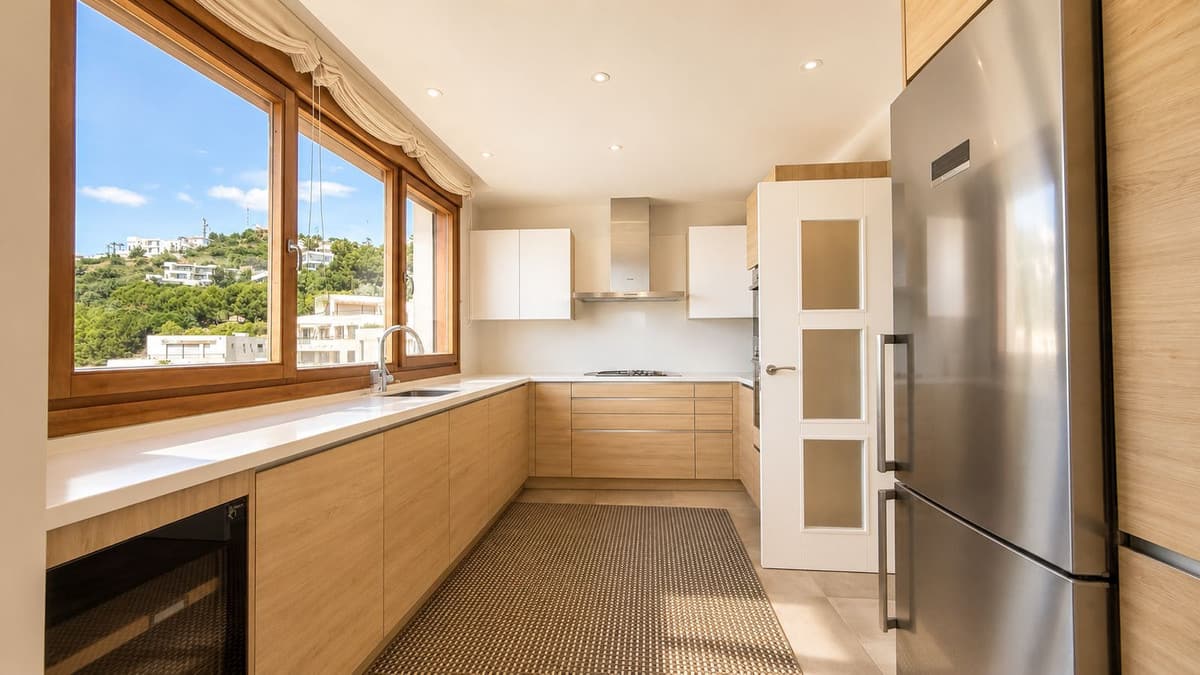 Penthouse met panoramisch zeezicht in Altos de los Monteros, Marbella in Altos de los Monteros - foto 7