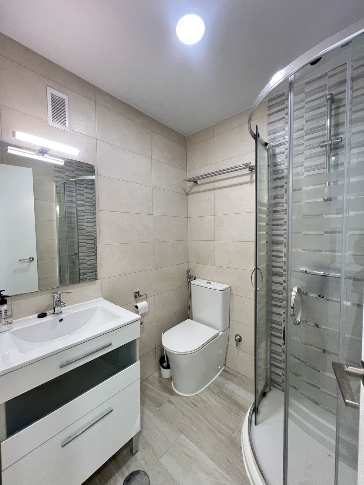 1 bedroom Apartment in Torremolinos in Torremolinos - foto 7